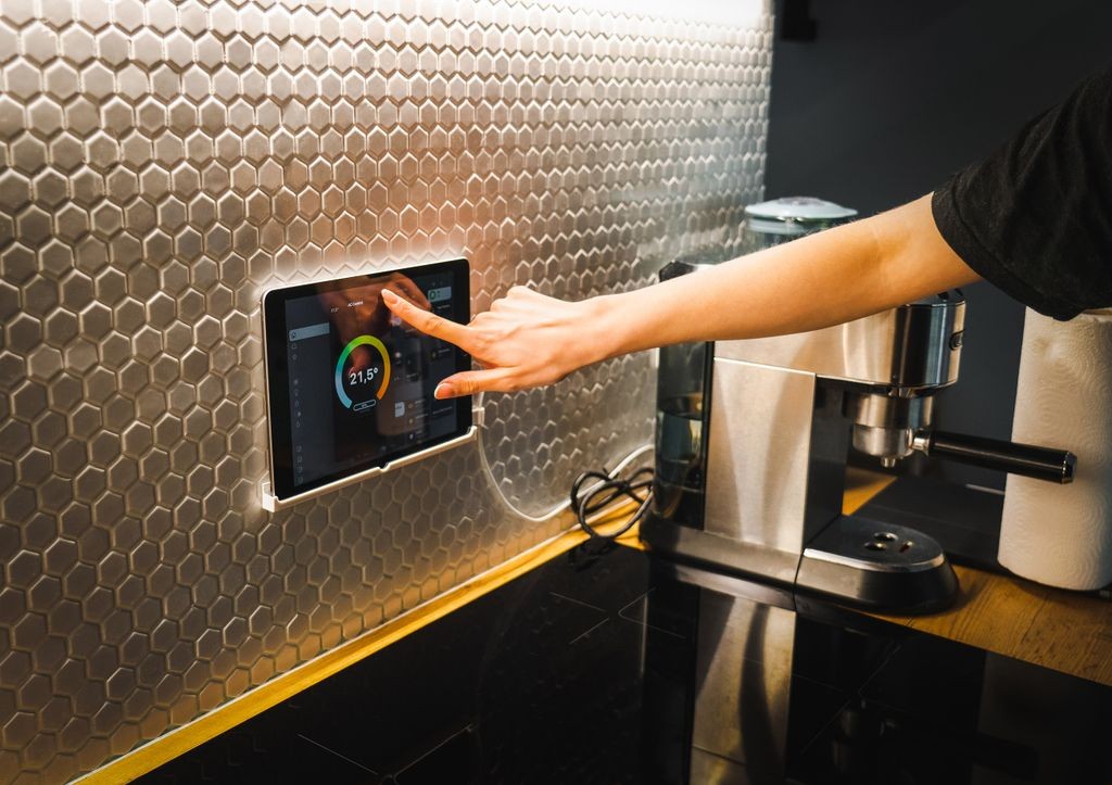 Inteligentne sterowanie – kiedy smart lighting ma sens w kuchni?
