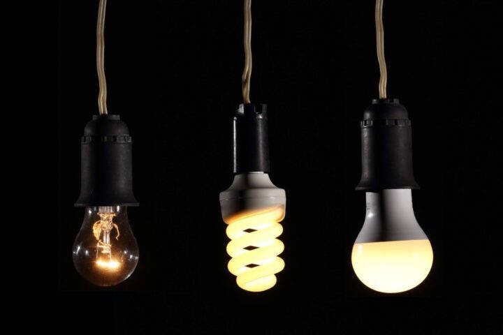 Oświetlenie halogenowe kontra LED – co wybrać do wnętrz?